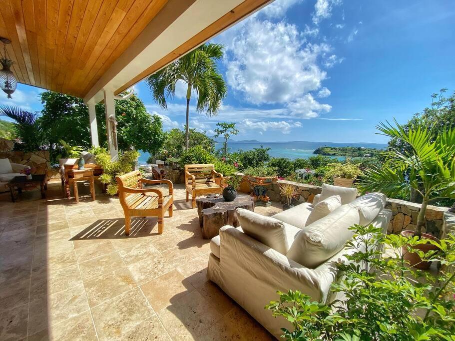 Luxury 7Br Waterfront Villa With Views Of Marina Cay And Scrub IslandEast End エクステリア 写真