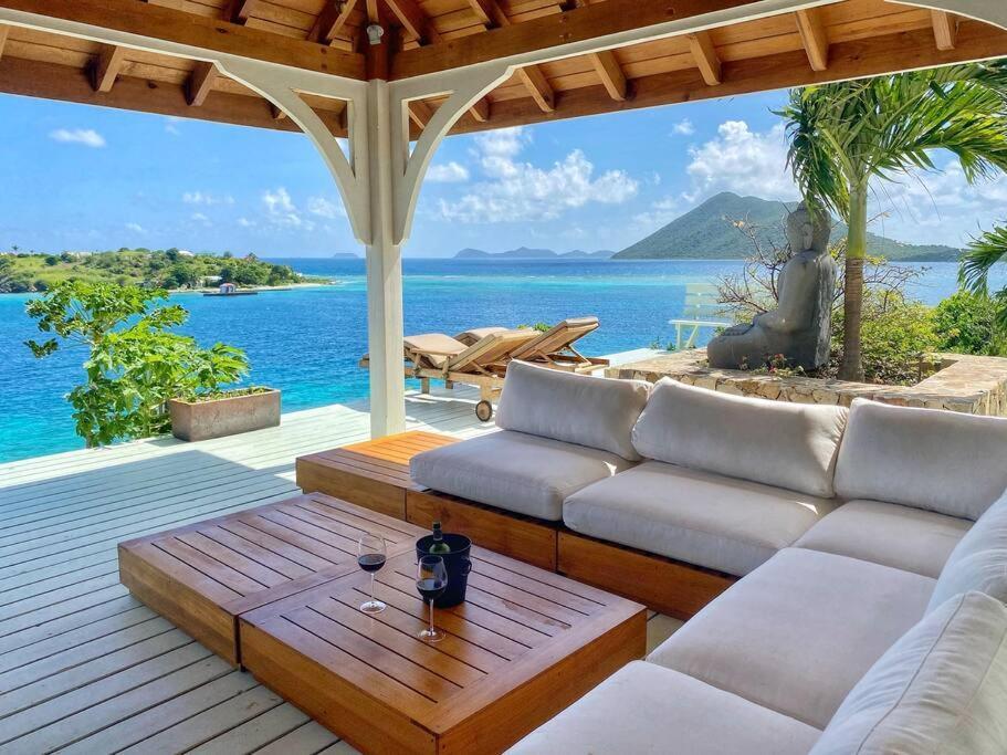 Luxury 7Br Waterfront Villa With Views Of Marina Cay And Scrub IslandEast End エクステリア 写真