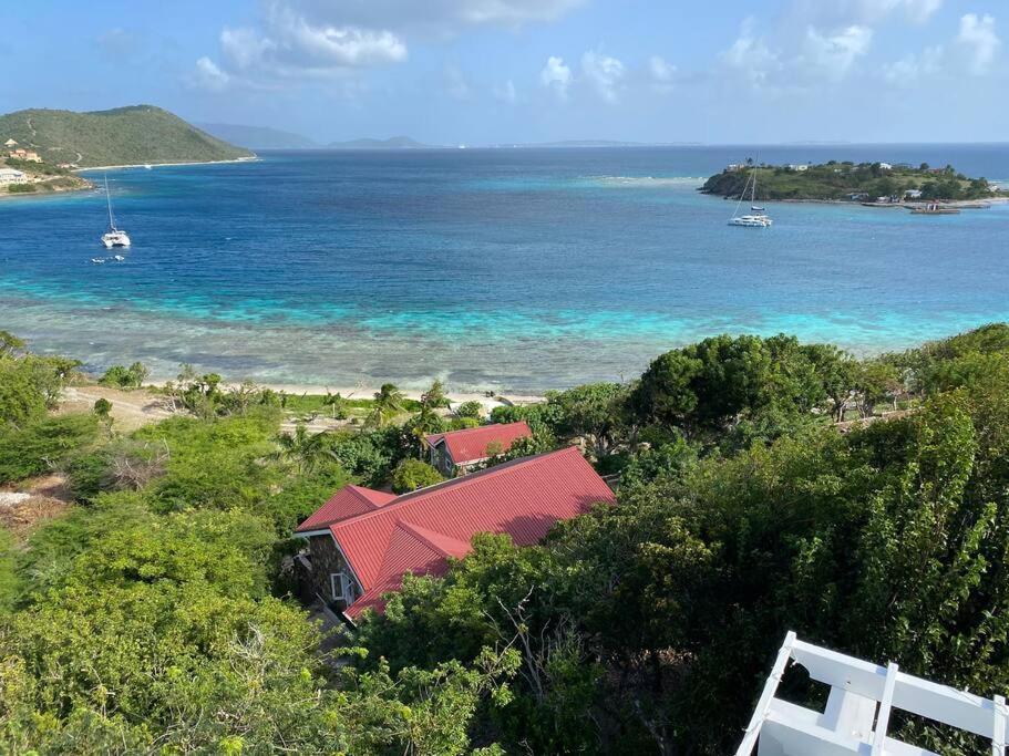 Luxury 7Br Waterfront Villa With Views Of Marina Cay And Scrub IslandEast End エクステリア 写真